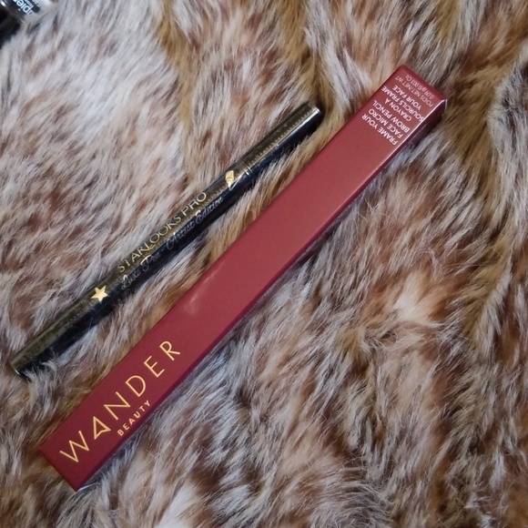 Make-Up Bundle - Picture 4 of 7